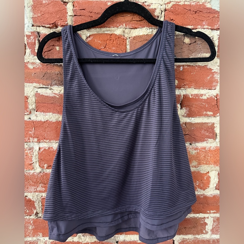 Lululemon Lean In Mesh Tank - Picture 7 of 10